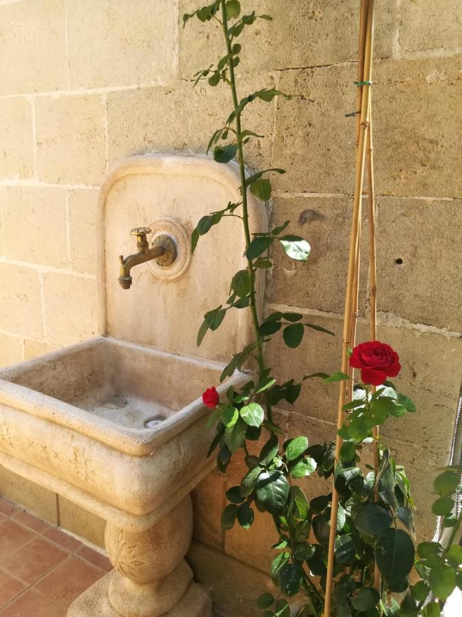 Antico Casale Il Sambuco Bed & Breakfast Manduria Eksteriør bilde